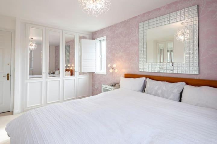 Bienvenue In Newhaven Luxury Superking Or Standard Or Budget Rooms Exteriör bild