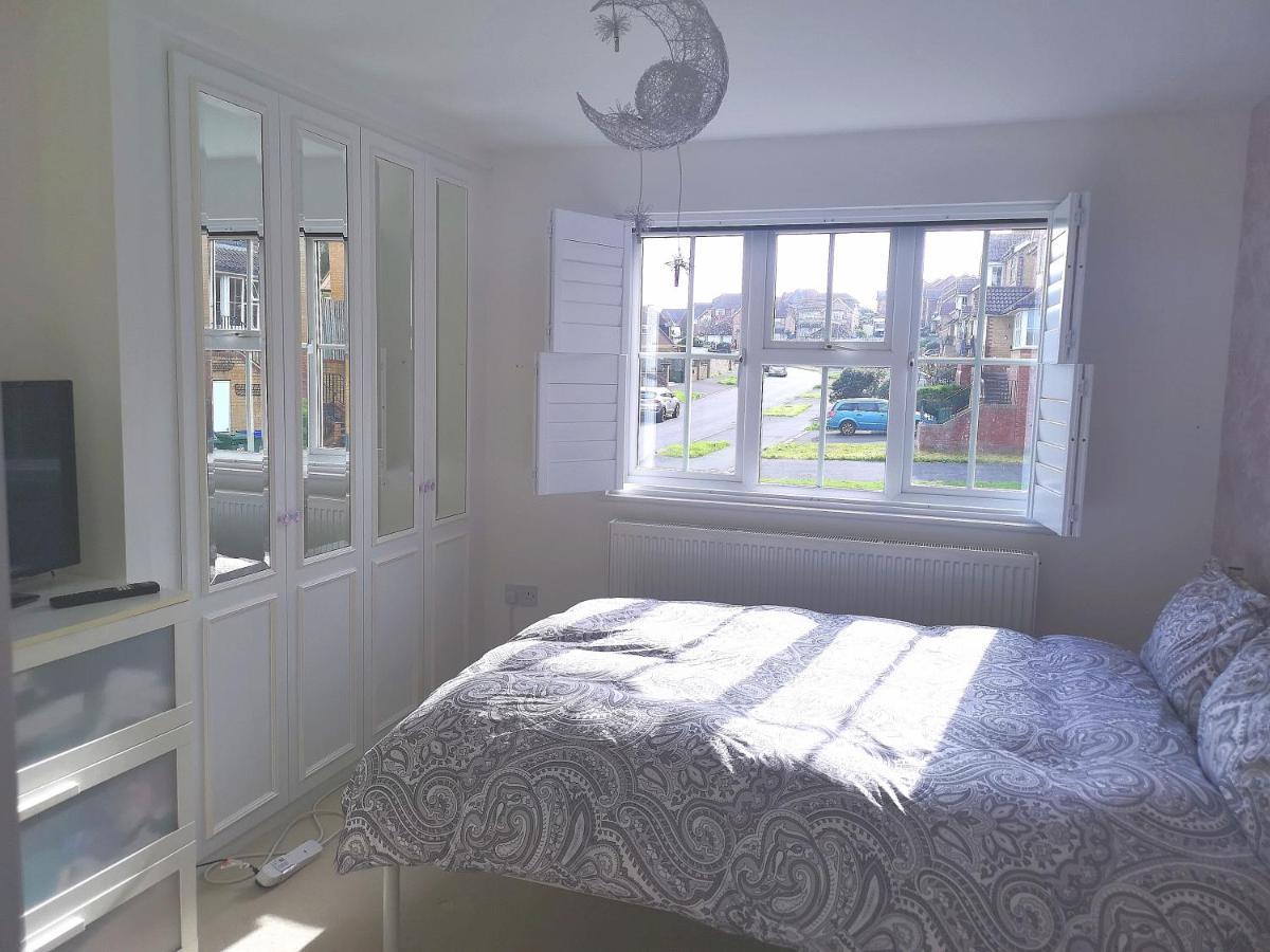 Bienvenue In Newhaven Luxury Superking Or Standard Or Budget Rooms Exteriör bild